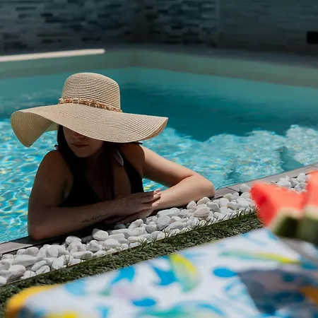 La Perla Luxury 4*