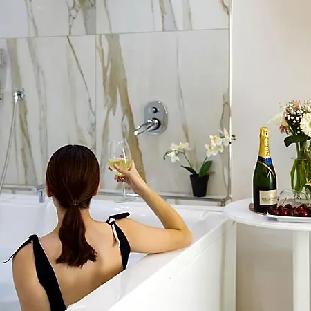La Perla Luxury 4* 安格里